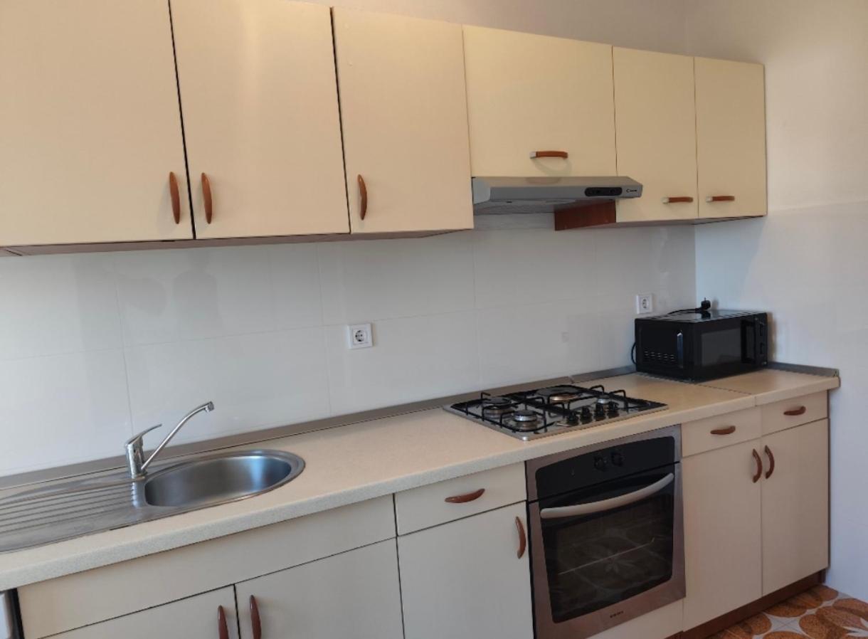 Apartma Casa Lidija