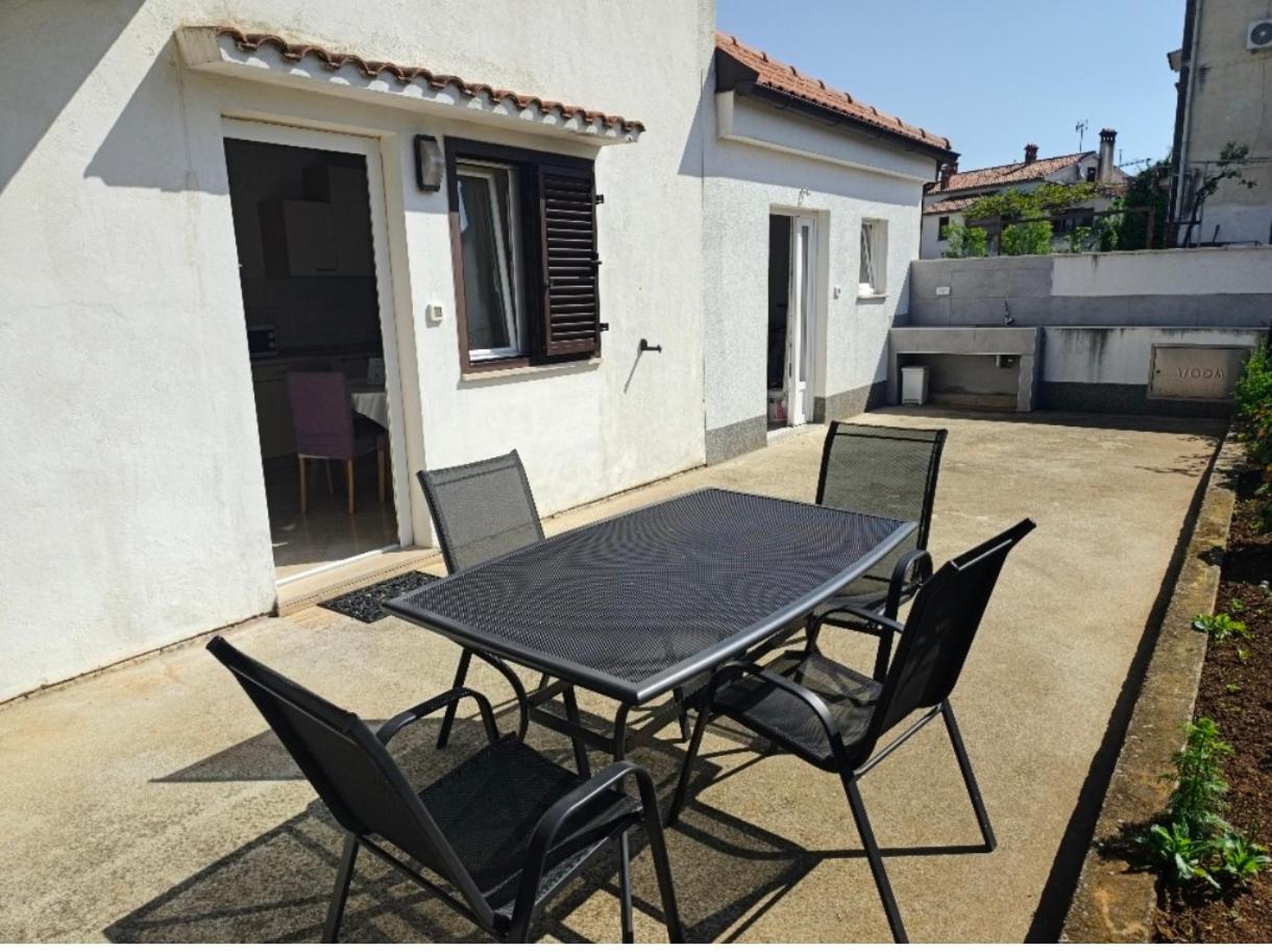 Apartma Casa Lidija *