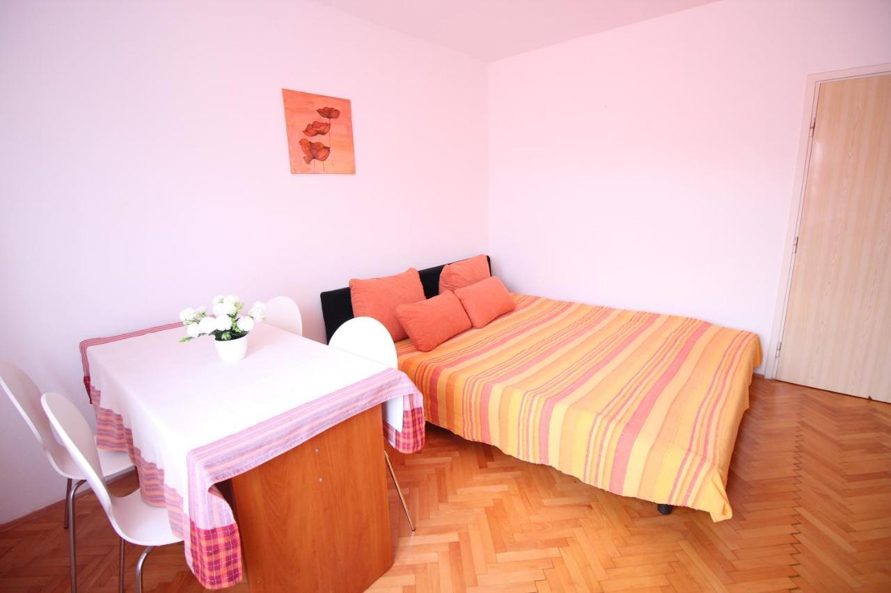 Apartma Casa Lidija *